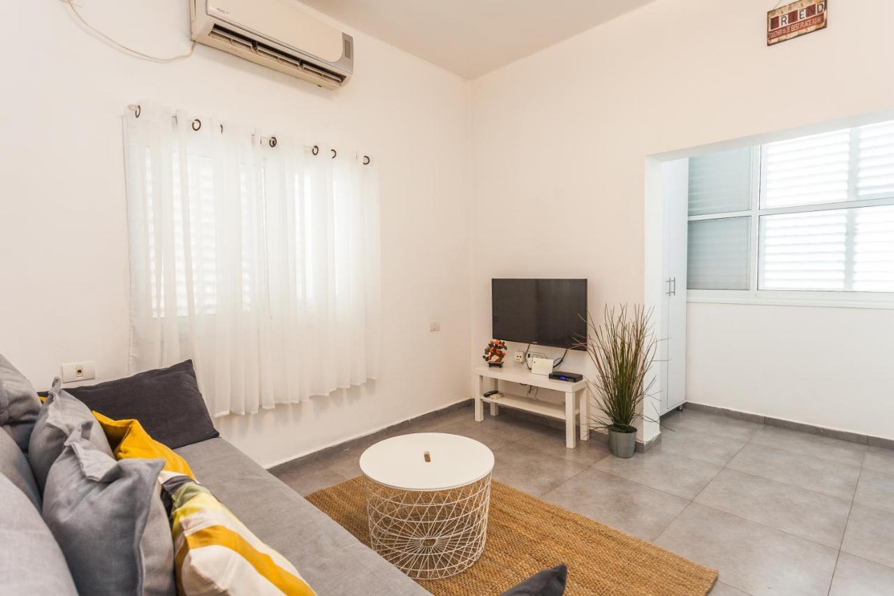 Lovely Apartment Close To The Beach Tel Aviv Esterno foto
